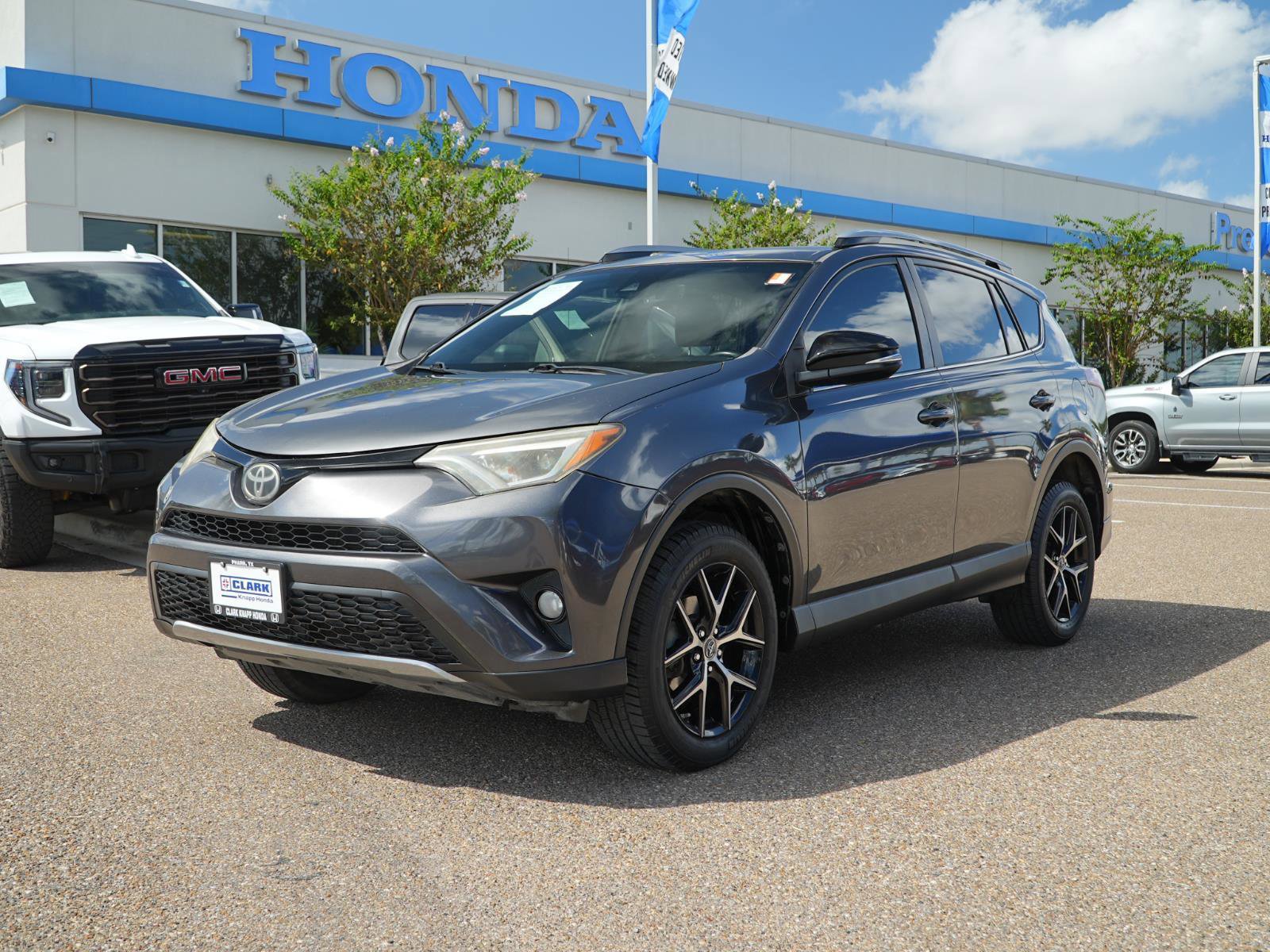 Used 2017 Toyota RAV4 SE