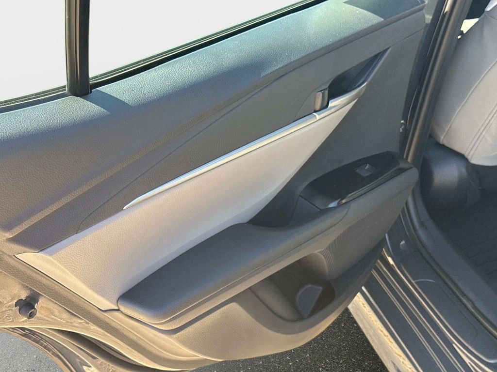 New 2026 Toyota Camry SE image 11