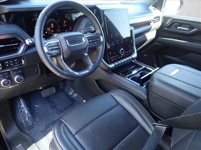 Used 2025 GMC Yukon XL Denali image 12