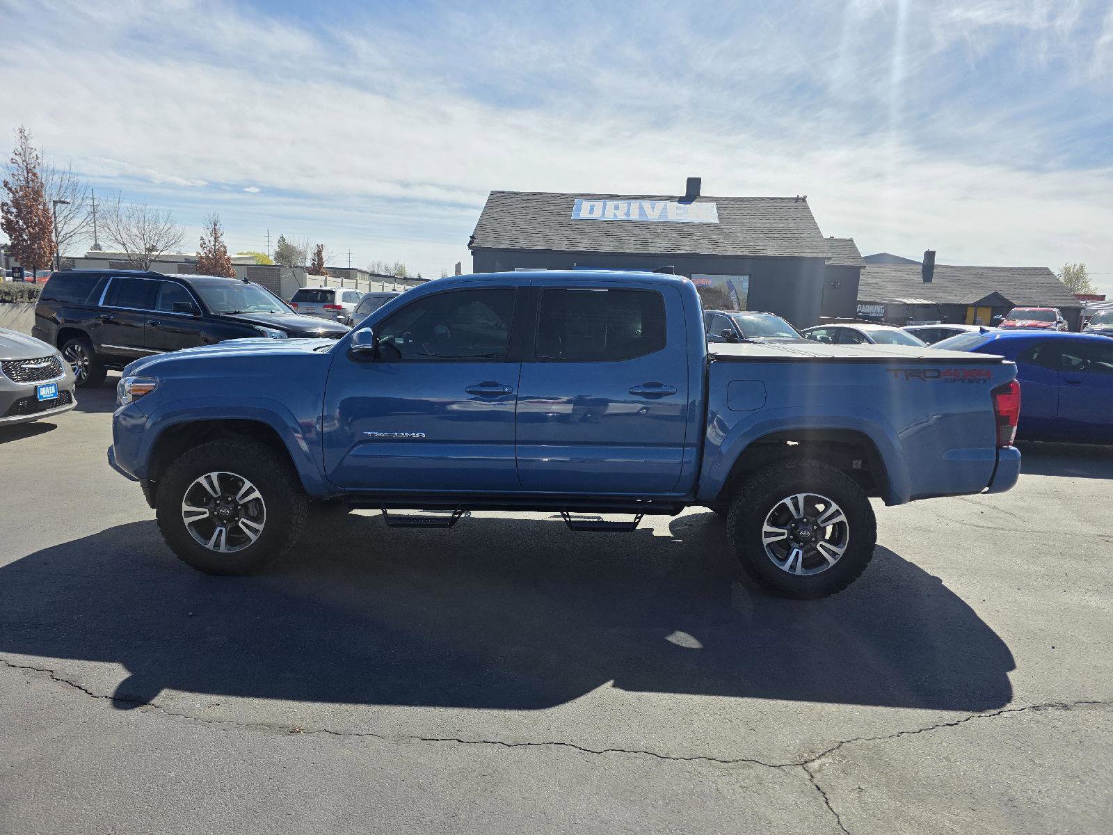 Used 2019 Toyota Tacoma TRD Sport image 8