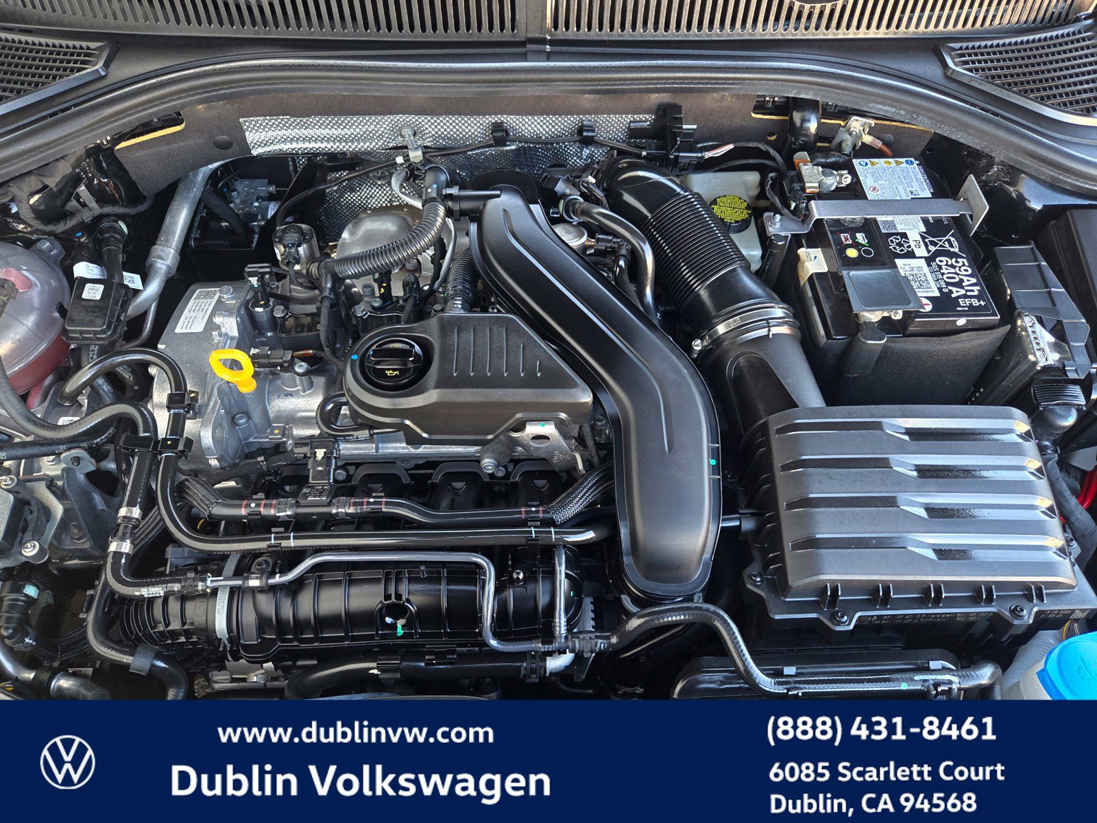 Certified 2025 Volkswagen Jetta SE FWD image 25