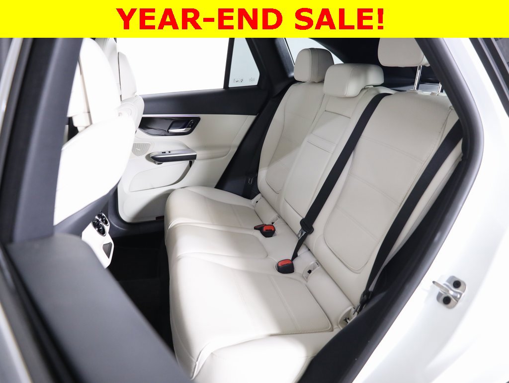 Certified 2025 Mercedes-Benz GLC 300 4MATIC image 38