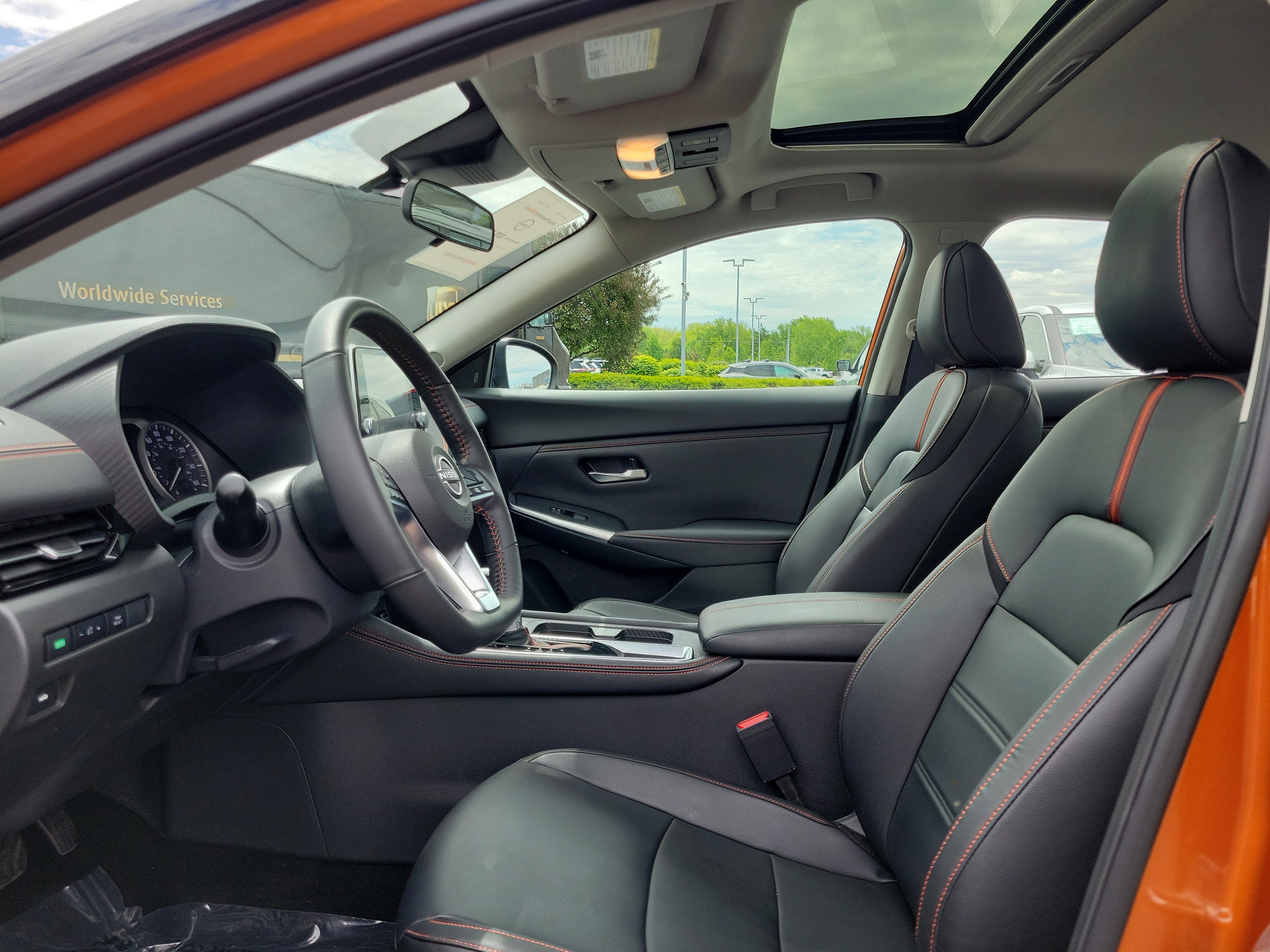 Certified 2025 Nissan Sentra SR w/ SR Premium Package FWD image 15
