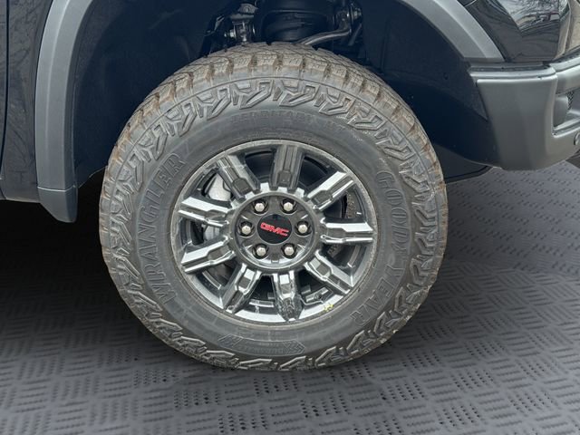 New 2026 GMC Sierra 1500 AT4X w/ LPO, Black Badging Package AWD/4WD image 29