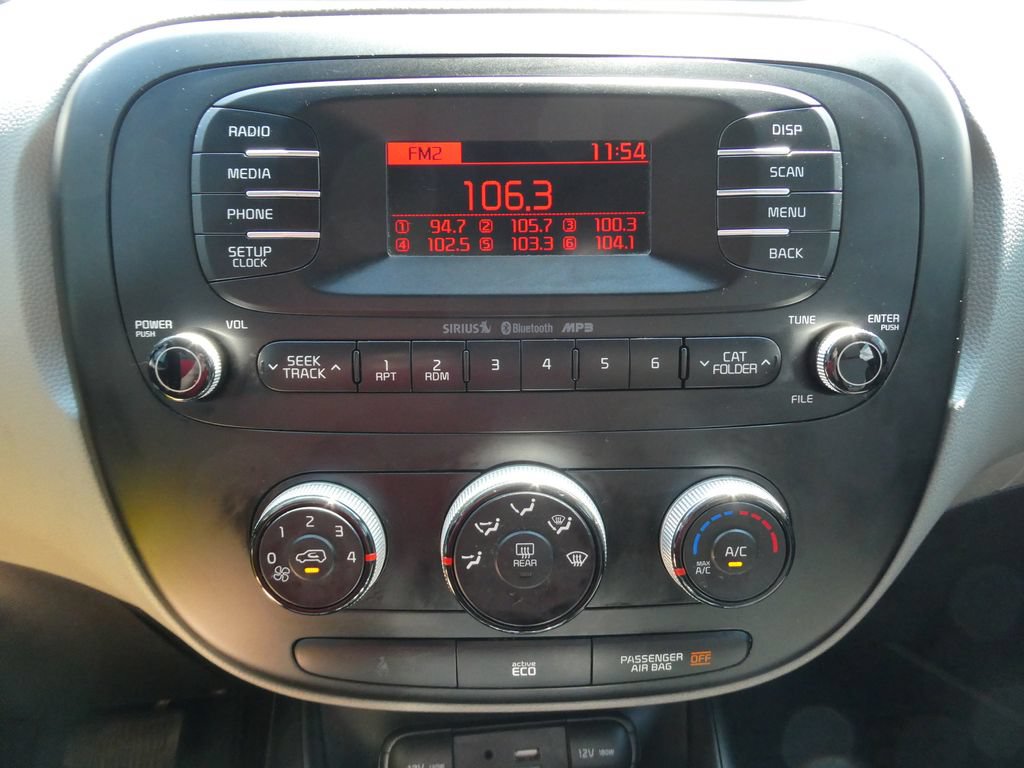 Used 2016 Kia Soul FWD image 27