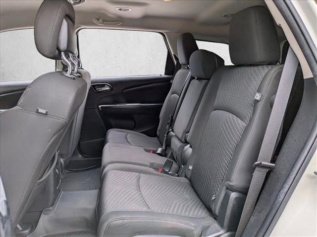 Used 2019 Dodge Journey SE w/ Connectivity Group FWD image 16