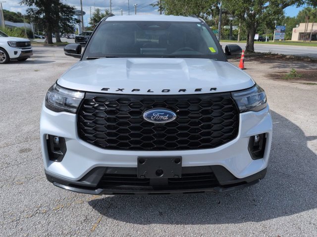 New 2026 Ford Explorer ST-Line w/ ST-Line Street Pack RWD image 10