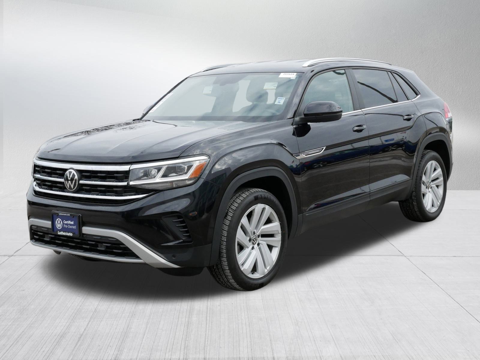 Certified 2023 Volkswagen Atlas Cross Sport SE image 3