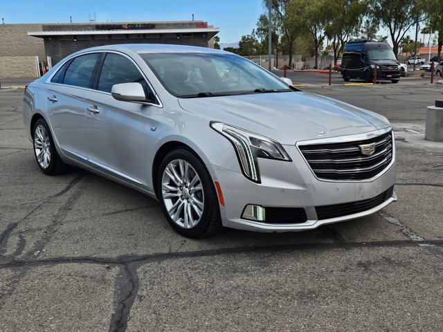 Used 2019 Cadillac XTS Luxury FWD image 3