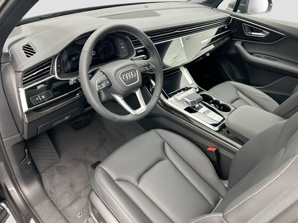 Used 2026 Audi Q7 3.0T Premium Plus w/ Premium Plus Package AWD/4WD image 11