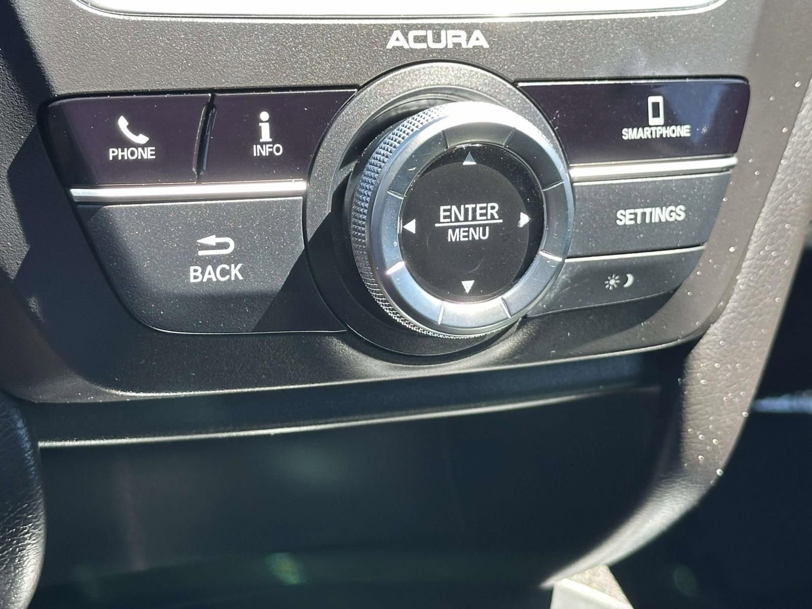 Used 2020 Acura MDX FWD image 12