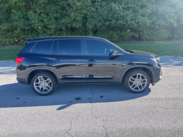 Used 2024 Honda Passport EX-L image 2