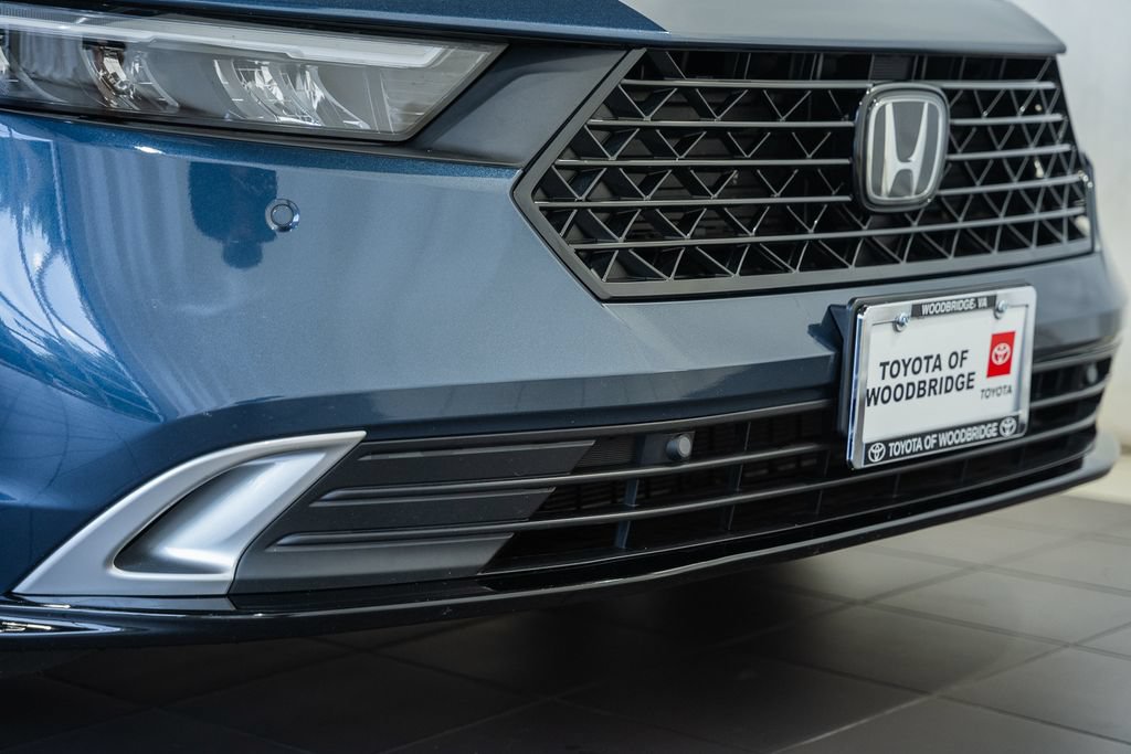 Used 2025 Honda Accord Touring image 11