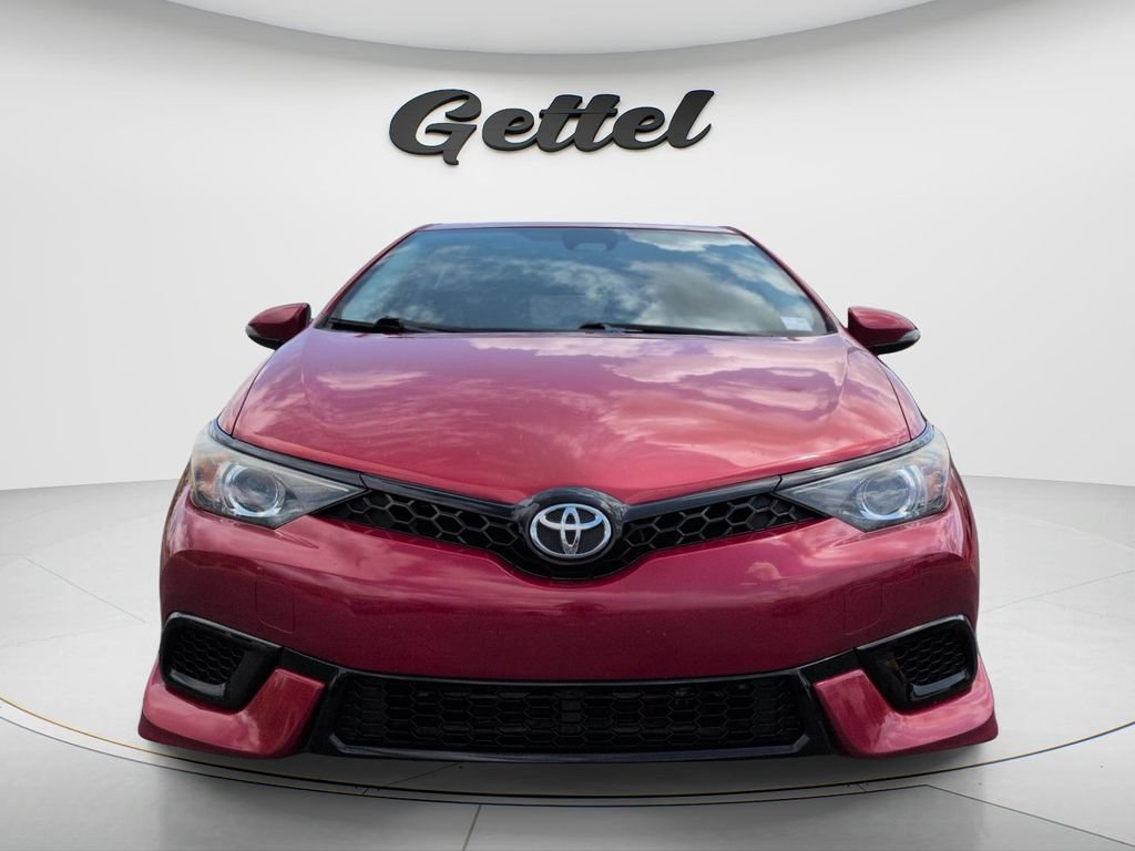 Used 2018 Toyota Corolla iM FWD image 2