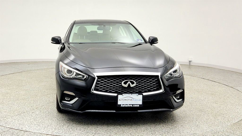 Used 2019 INFINITI Q50 Luxe w/ Essential Package (3.0T Luxe) AWD/4WD image 2