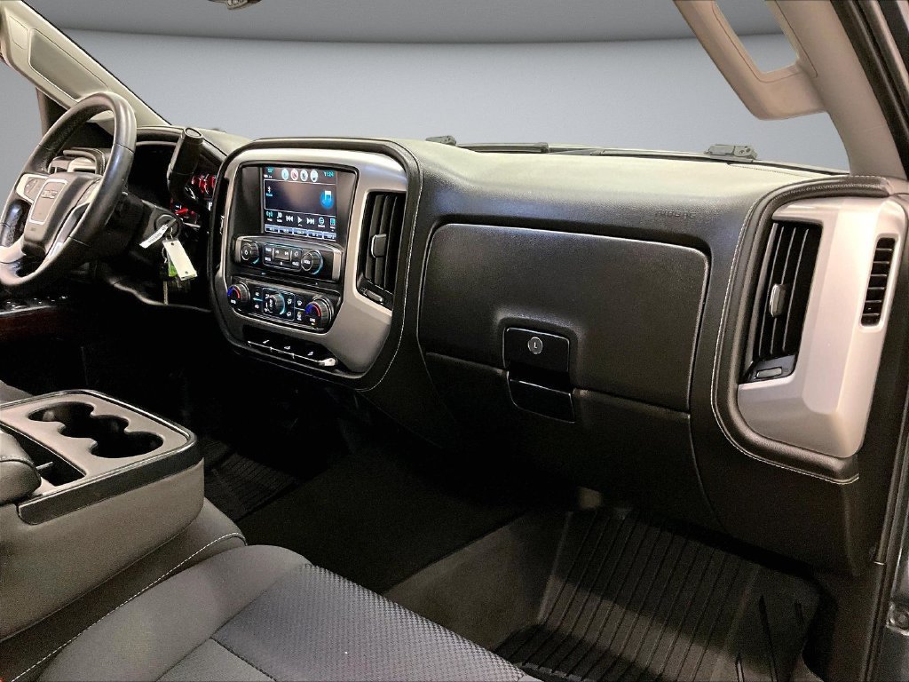 Used 2017 GMC Sierra 2500 SLE w/ HD SLE Preferred Plus Package AWD/4WD image 26