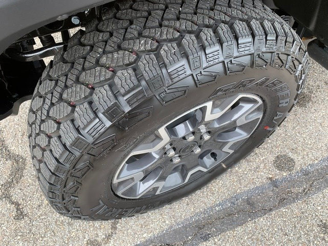 New 2026 Jeep Wrangler Unlimited Sahara AWD/4WD image 12