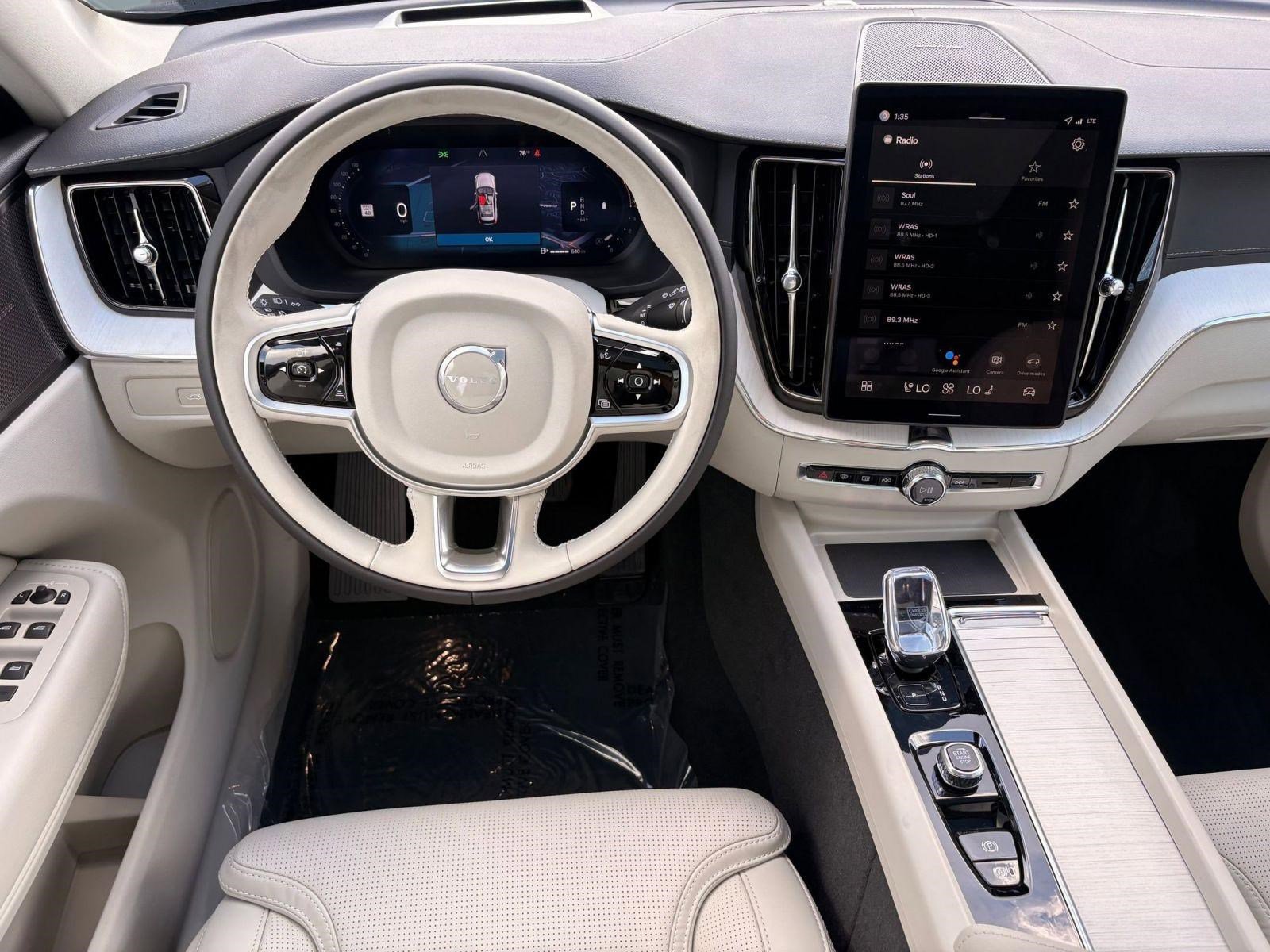 New 2026 Volvo XC60 B5 Ultra w/ Climate Package image 22