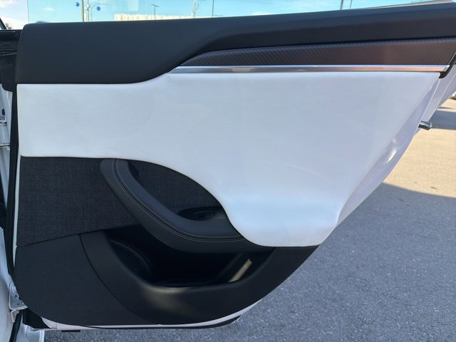 Used 2021 Tesla Model S Plaid image 11