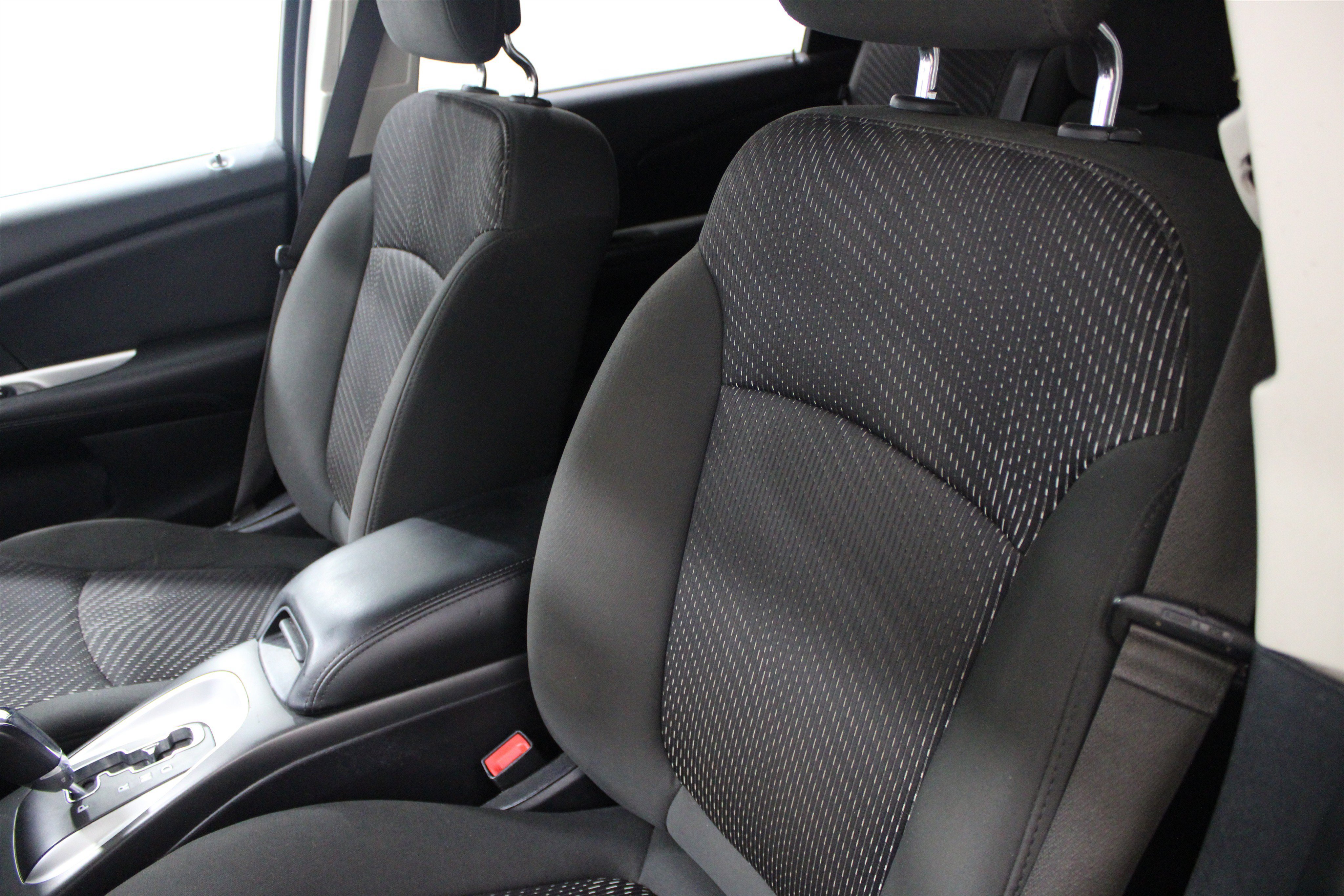 Used 2020 Dodge Journey SE w/ SE Popular Equipment Group FWD image 6