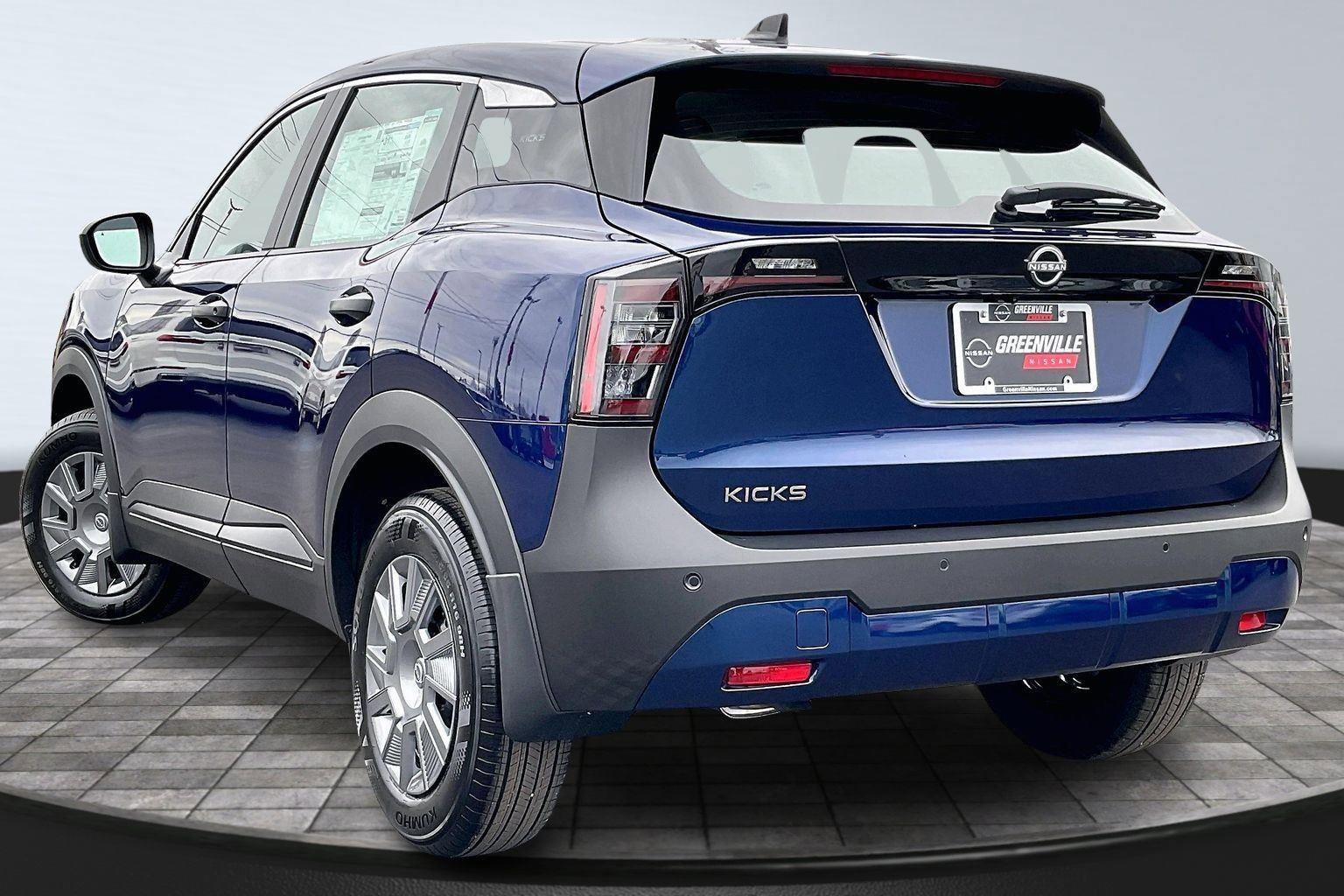 New 2026 Nissan Kicks S FWD image 4