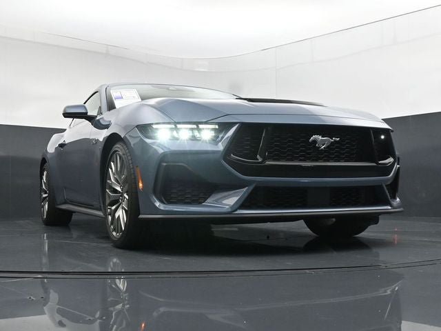 Used 2025 Ford Mustang GT Premium RWD image 27