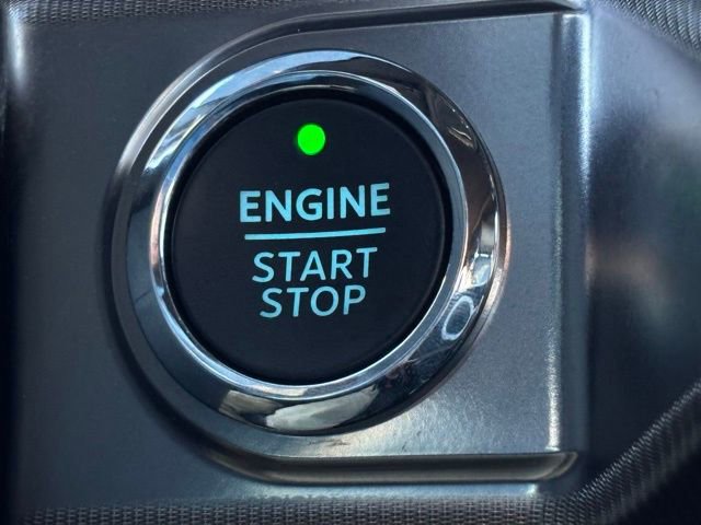 Used 2023 Ford F150 Raptor w/ Raptor Carbon Fiber Package image 39