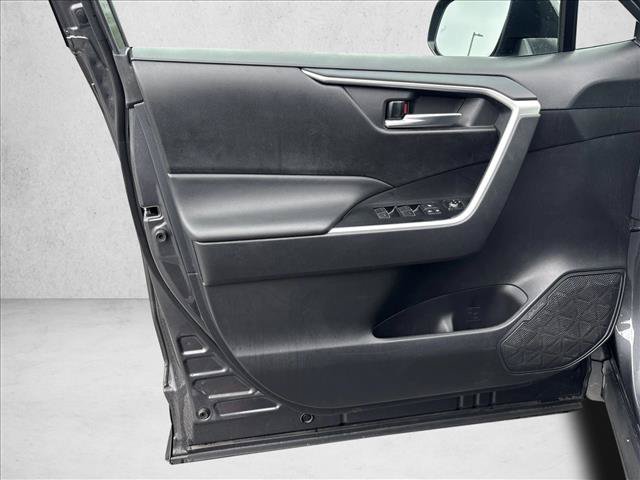 Certified 2025 Toyota RAV4 XLE AWD/4WD image 11