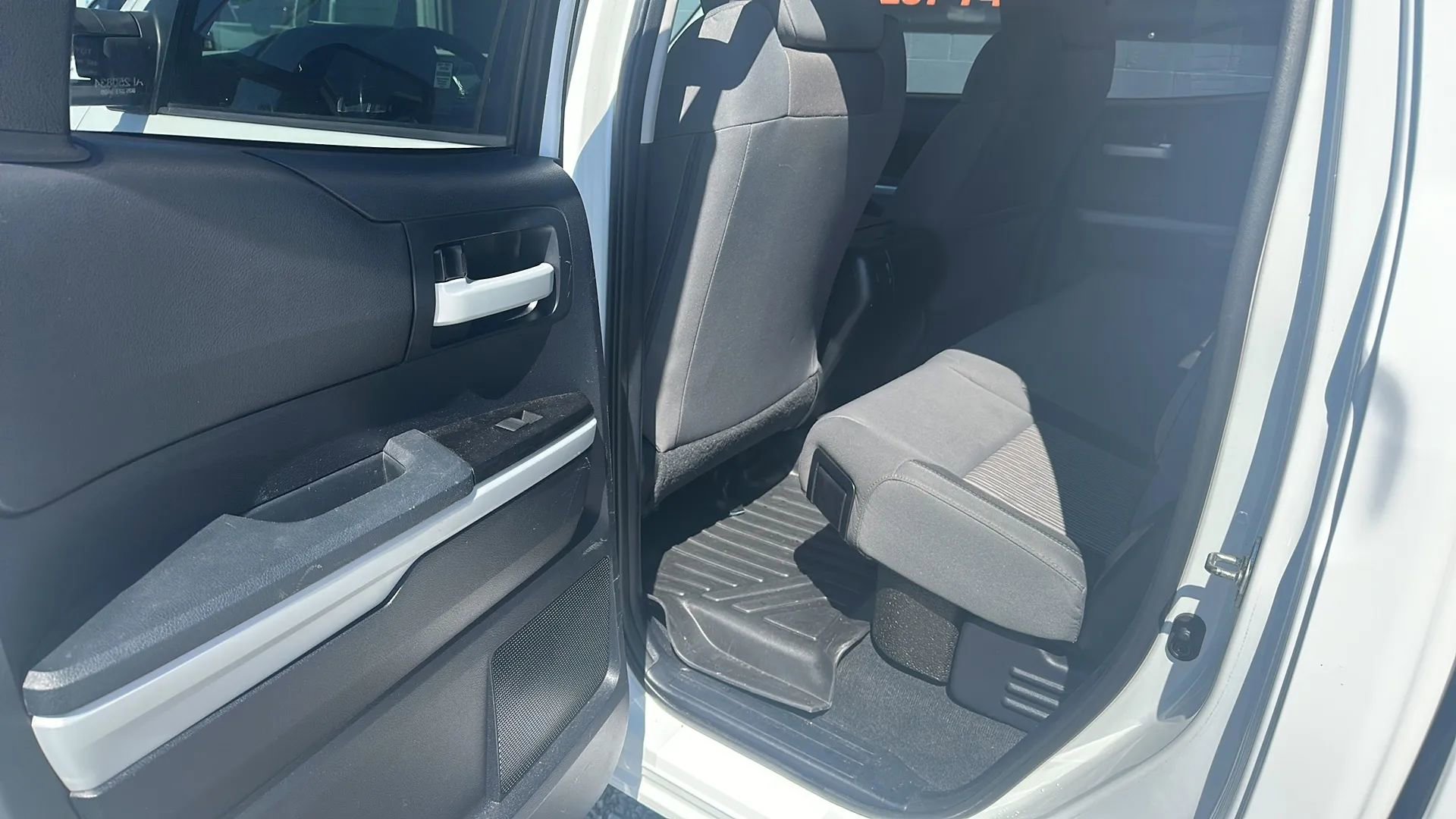 Used 2014 Toyota Tundra SR5 image 12