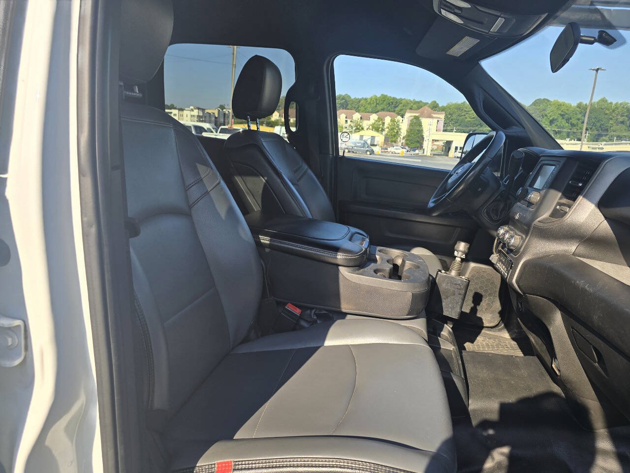 Used 2022 RAM 5500 Tradesman w/ Max Tow Package AWD/4WD image 17