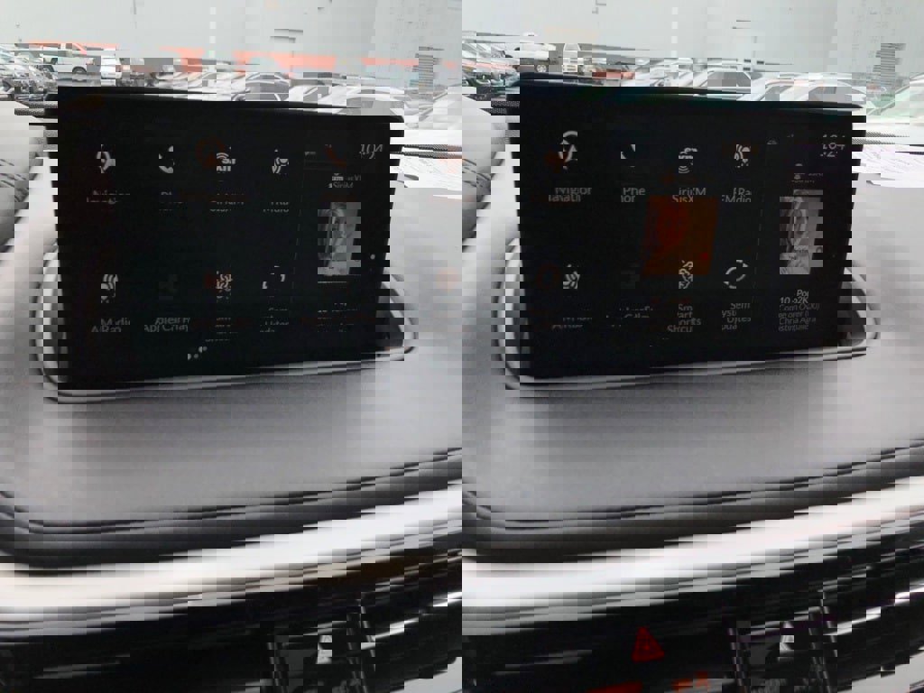 Used 2023 Acura MDX SH-AWD w/ Technology Package image 24