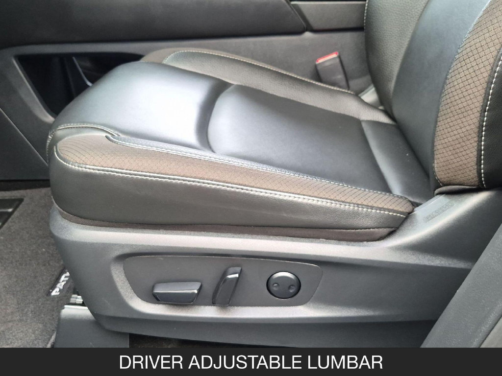 Certified 2025 Nissan Pathfinder SL FWD image 15