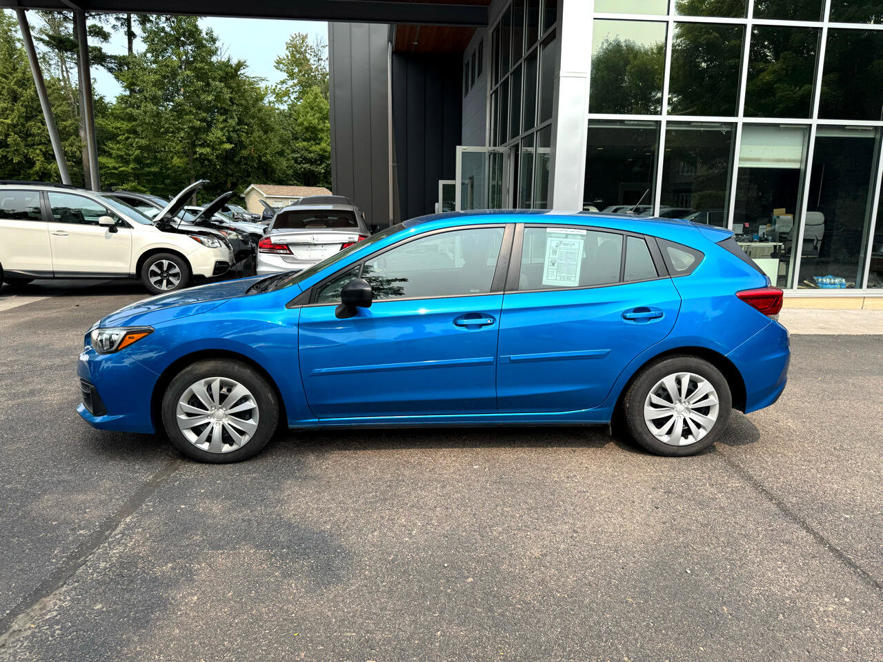 Used 2022 Subaru Impreza 2.0i image 2