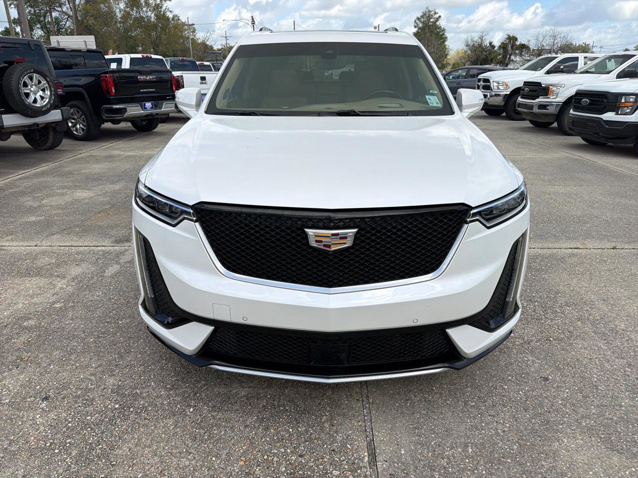 Used 2020 Cadillac XT6 Sport w/ Platinum Package AWD/4WD image 11