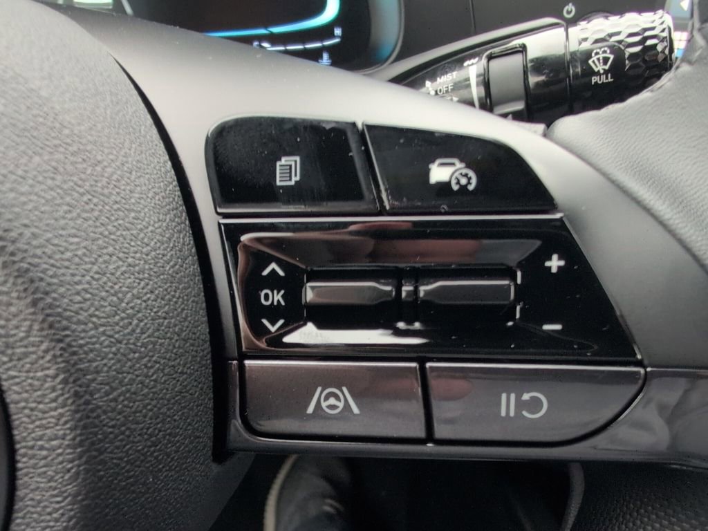 New 2026 Hyundai Elantra Sport image 19