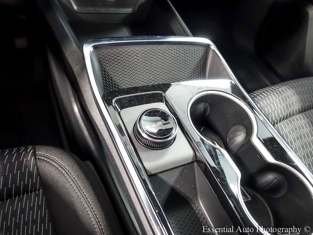 New 2026 Chevrolet Equinox LT w/ LPO, Floor Liner Package image 17