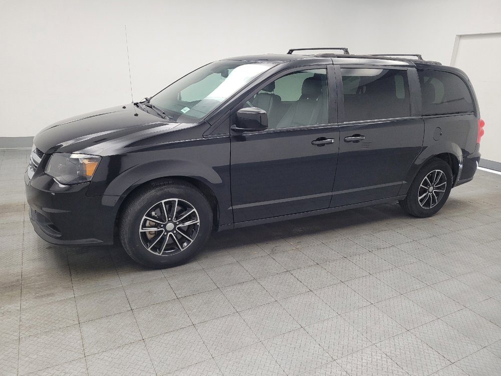 Used 2018 Dodge Grand Caravan GT FWD image 2