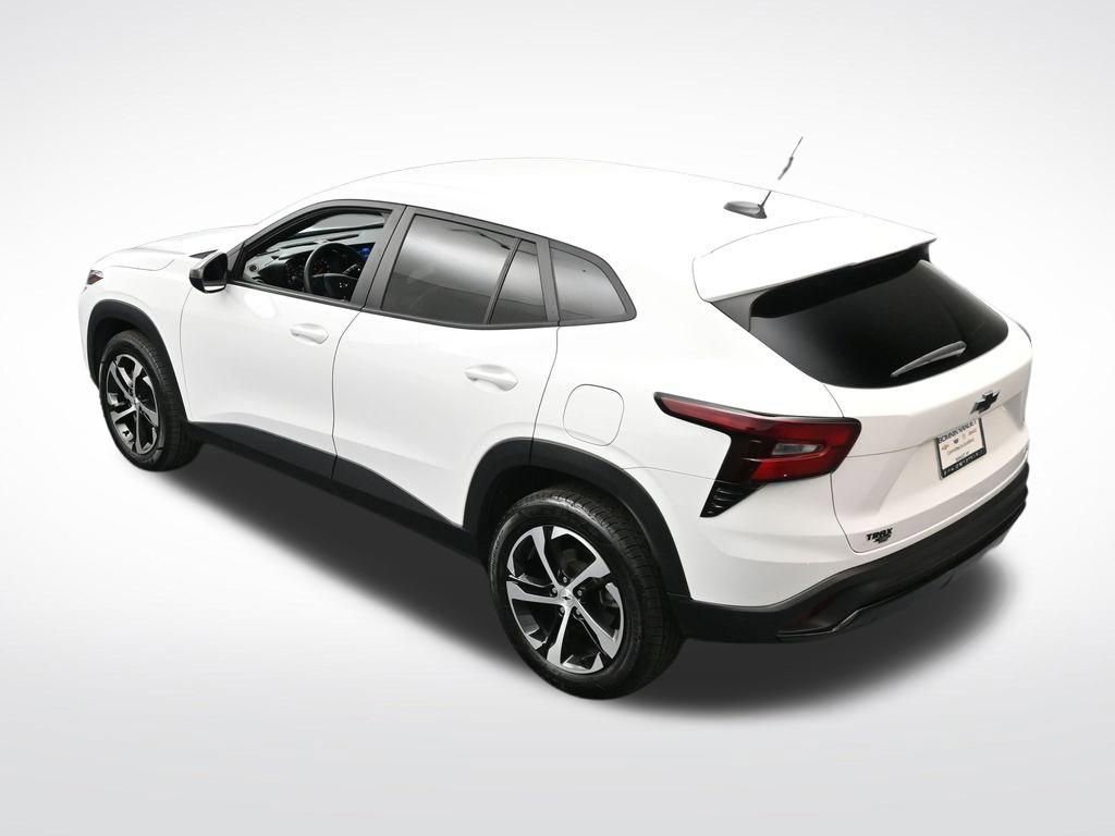 Used 2024 Chevrolet Trax RS image 18