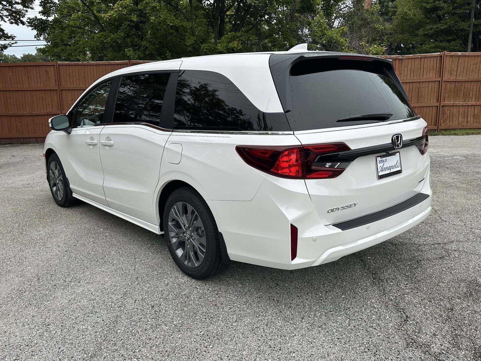 New 2026 Honda Odyssey Touring image 30