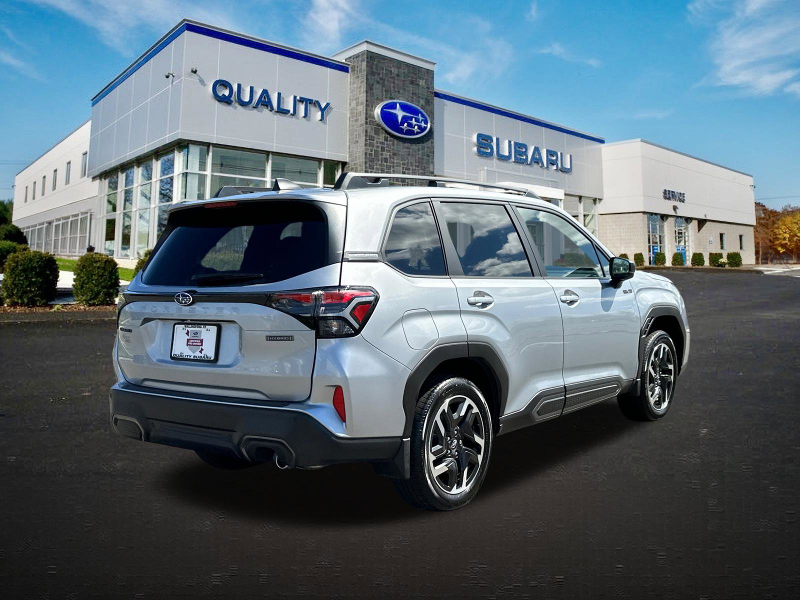 Certified 2025 Subaru Forester Limited AWD/4WD image 4