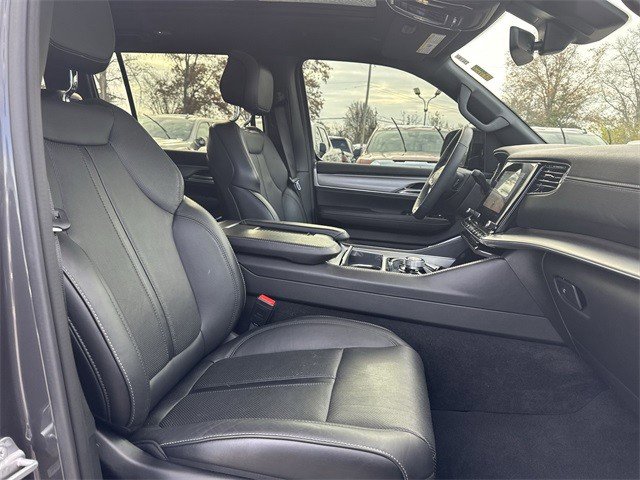 Used 2023 Jeep Wagoneer Series II image 33