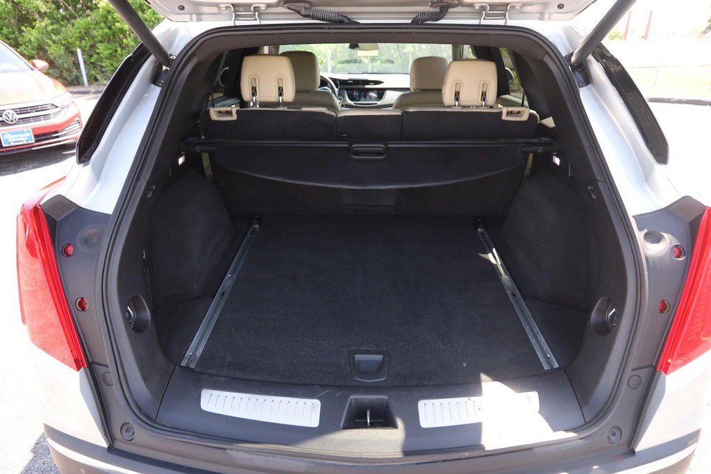 Used 2019 Cadillac XT5 Premium Luxury FWD image 7