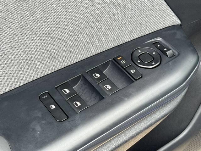 Used 2025 Kia K4 EX FWD image 17