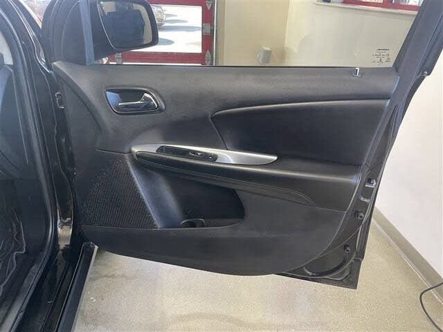 Used 2014 Dodge Journey SXT w/ Quick Order Package 22C FWD image 20
