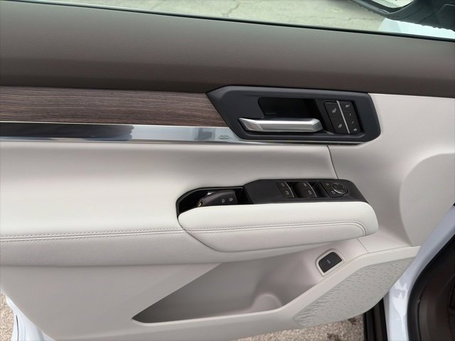 New 2026 GMC Terrain Denali image 17