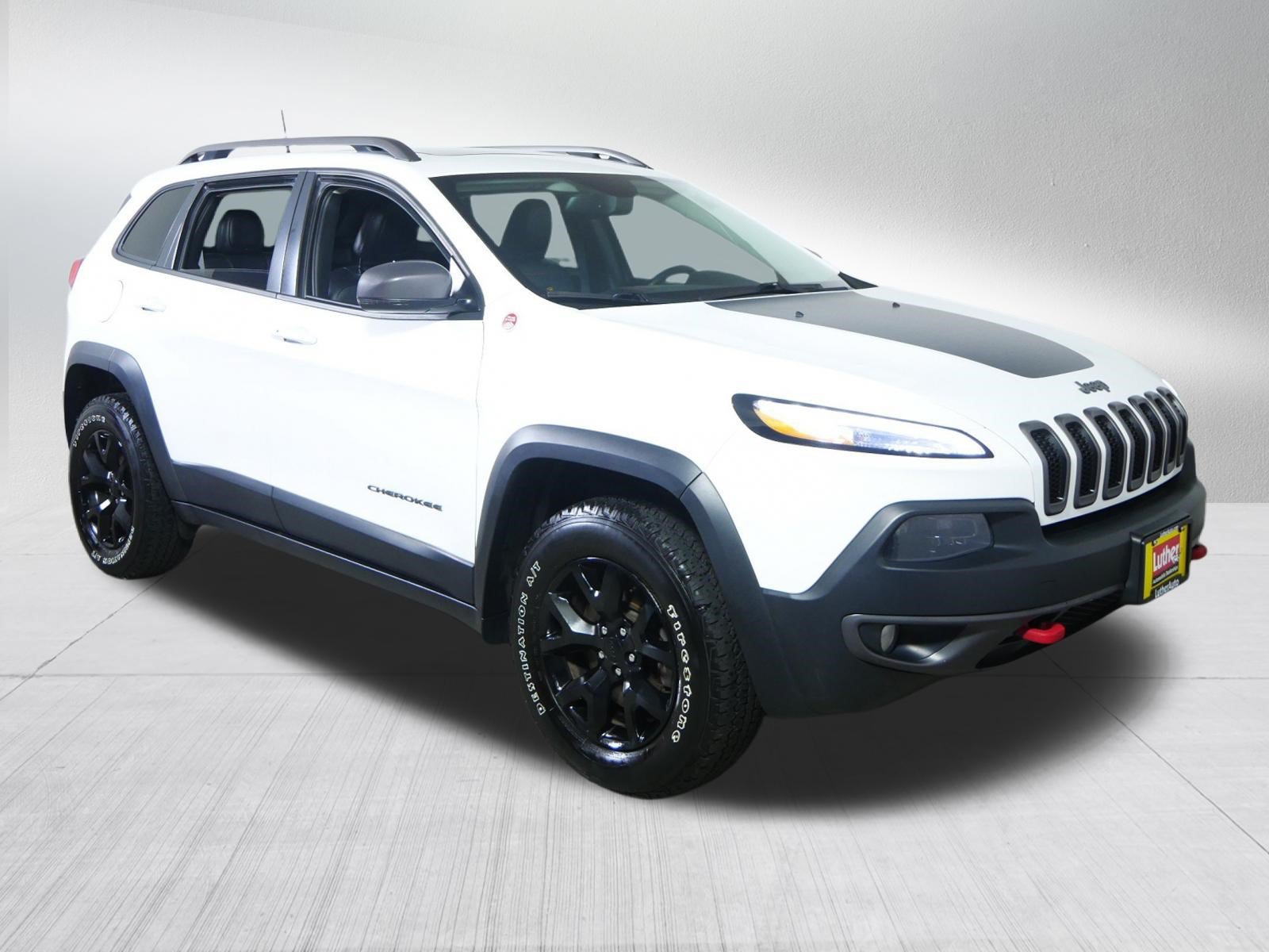 Used 2016 Jeep Cherokee Trailhawk w/ Comfort/Convenience Group
