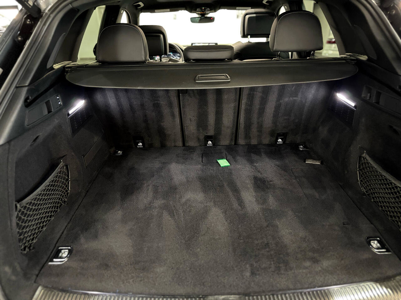 Used 2022 Audi Q5 e Prestige w/ Prestige Package image 37