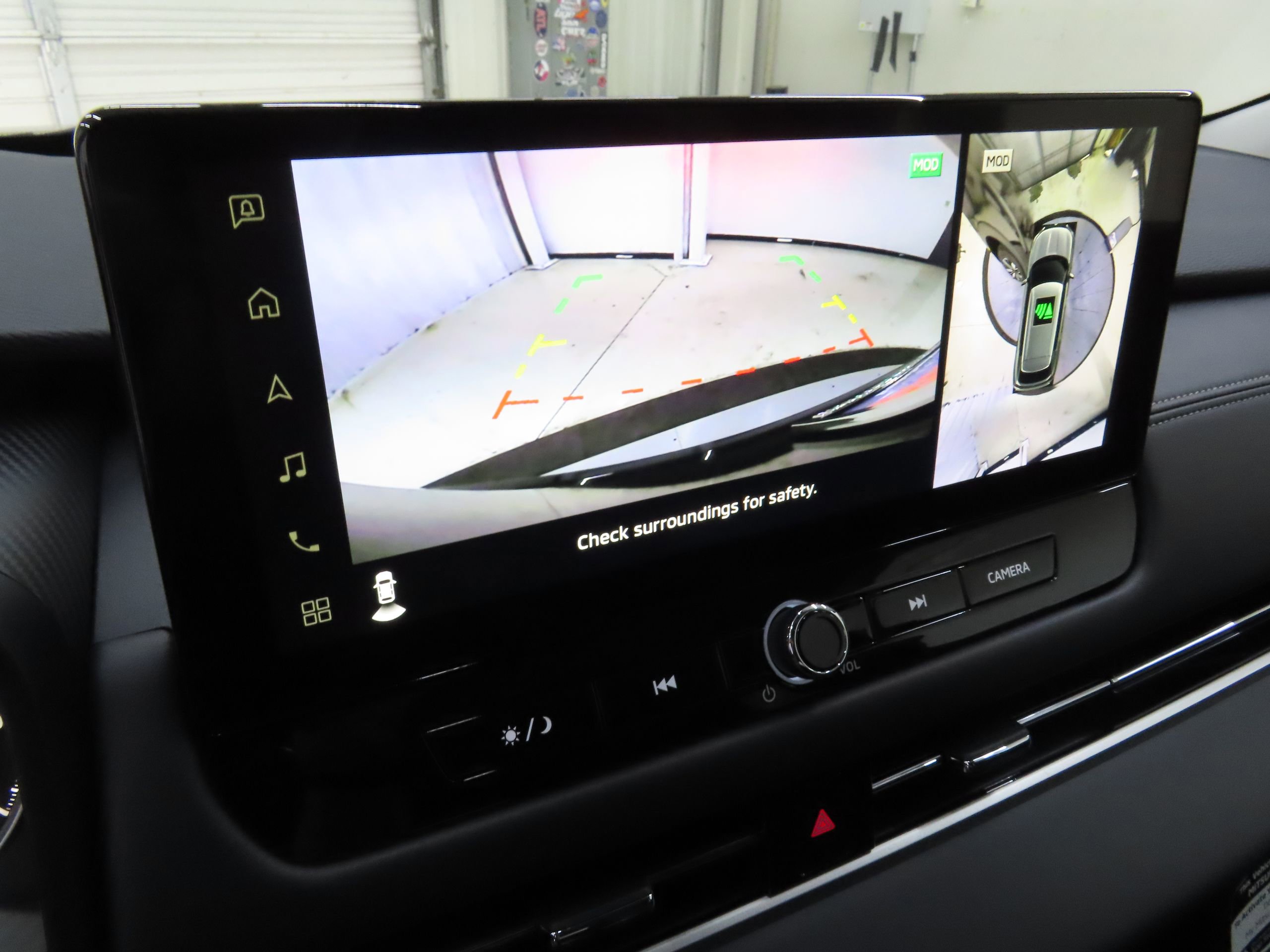 New 2025 Mitsubishi Outlander SE image 17