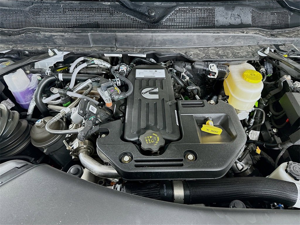 New 2026 RAM 3500 Limited w/ Towing Technology Group image 17