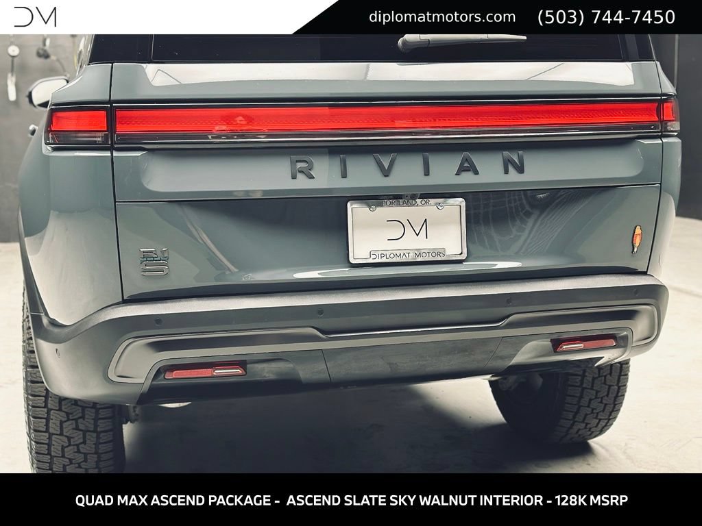 Used 2026 Rivian R1S Premium AWD/4WD image 15